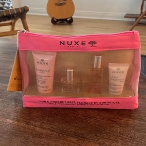 NWT - Nuxe Paris - Huile prodigieuse